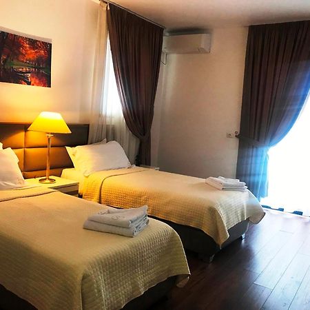 Chateau Linza Resort Tirana Buitenkant foto