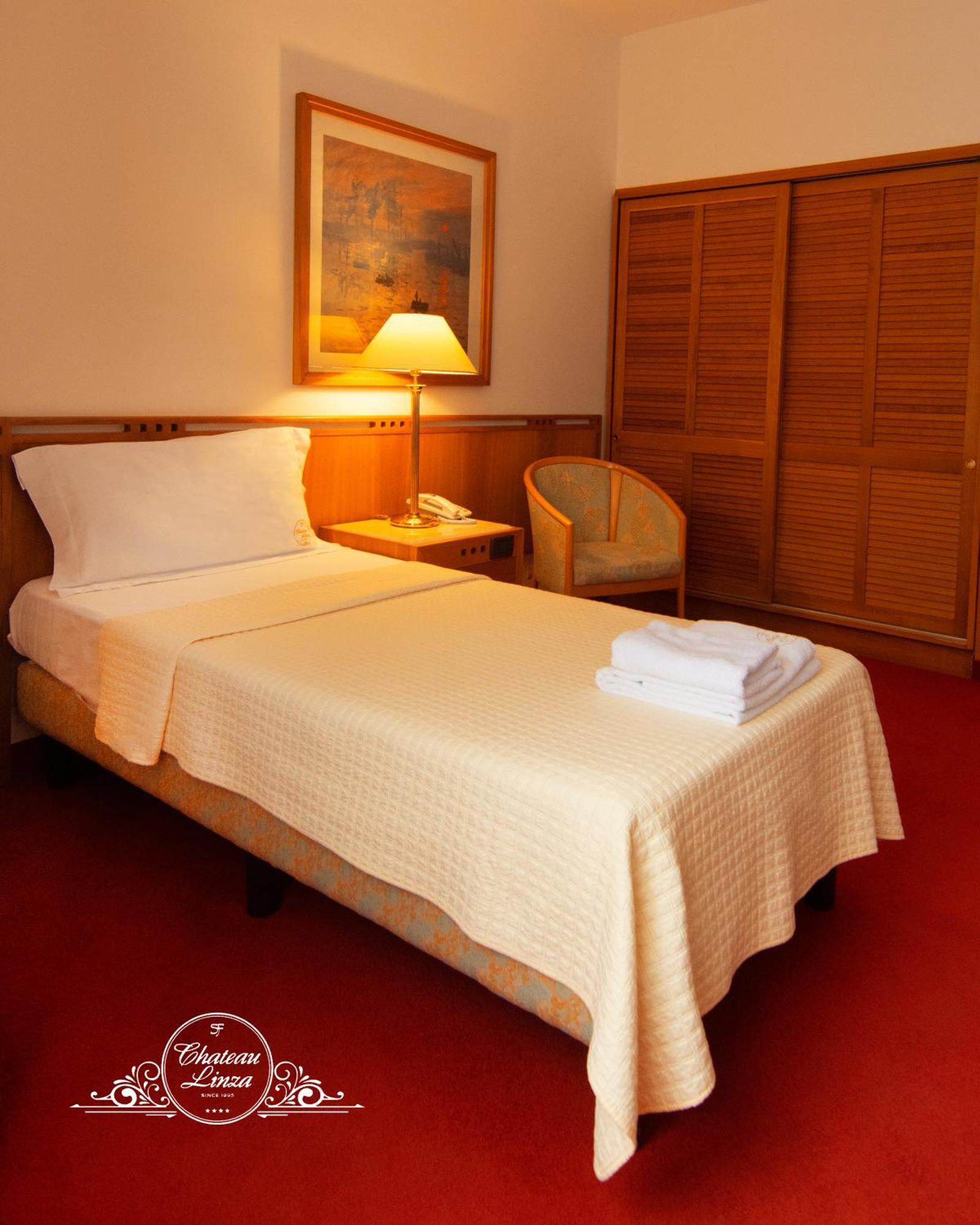 Chateau Linza Resort Tirana Buitenkant foto