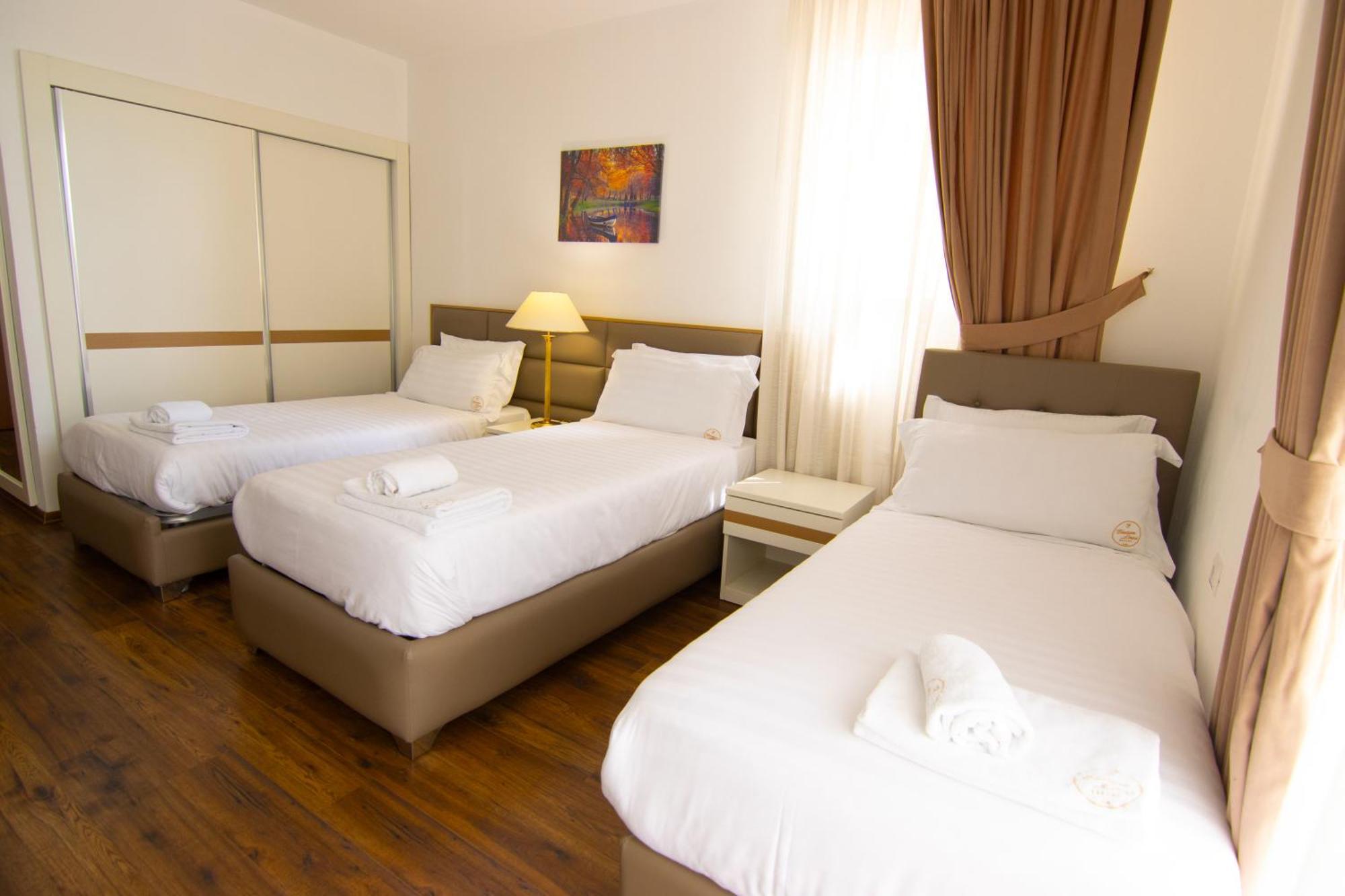 Chateau Linza Resort Tirana Buitenkant foto