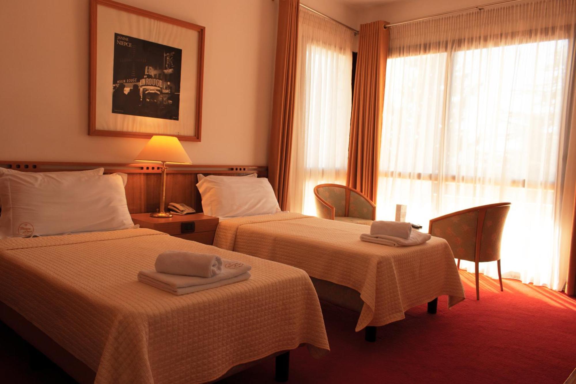 Chateau Linza Resort Tirana Buitenkant foto
