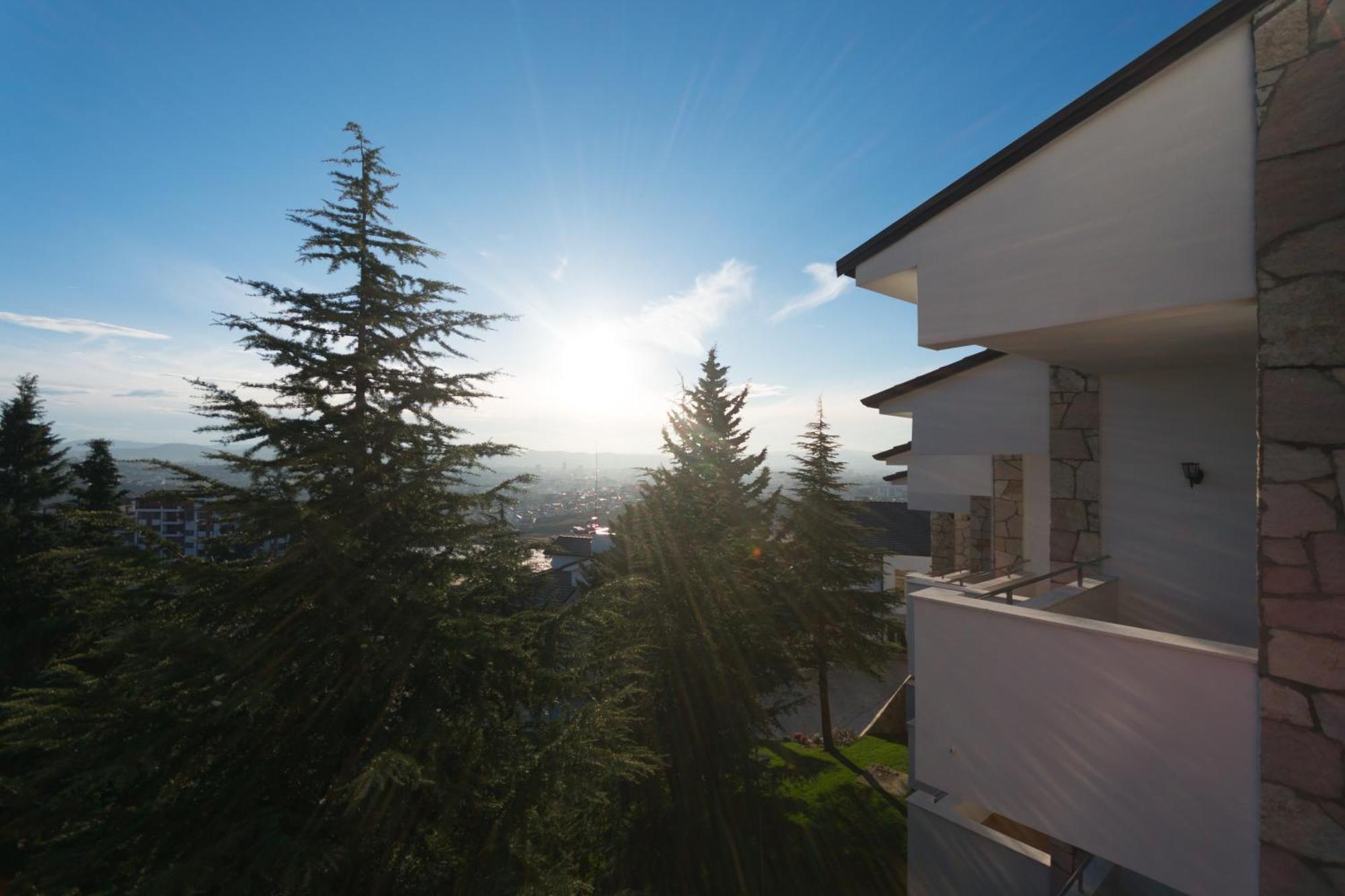 Chateau Linza Resort Tirana Buitenkant foto